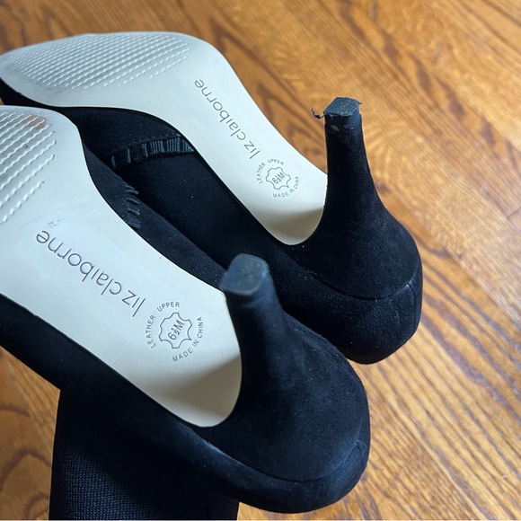 ▪️LIZ CLAIBORNE: Women’s 6.5, black suede pointed w/ruffle accent pumps▪️ - Picture 12 of 15